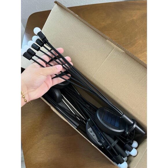 New Solar Outdoor Lights, 6 Pack Firefly Solar Garden Lights for Garden - Picture 3 of 9